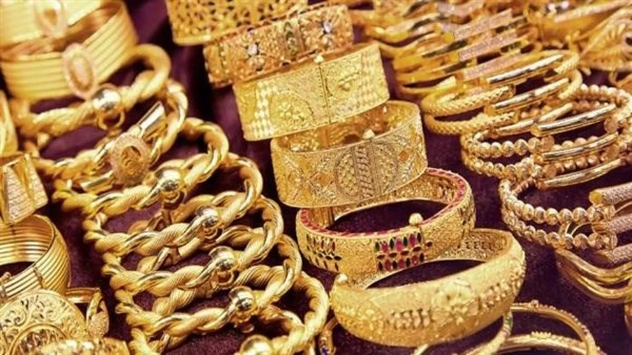 سعر الذهب في السعودية يتأرجح اليوم الأحد 17 مايو